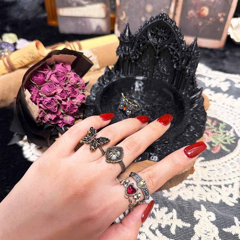 Vintage honeycomb pattern bronze ring from the gothic stacking ring set